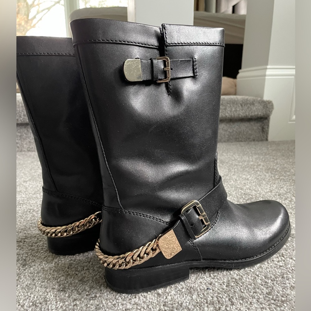Guess “Girton” women’s 9 black leather boot